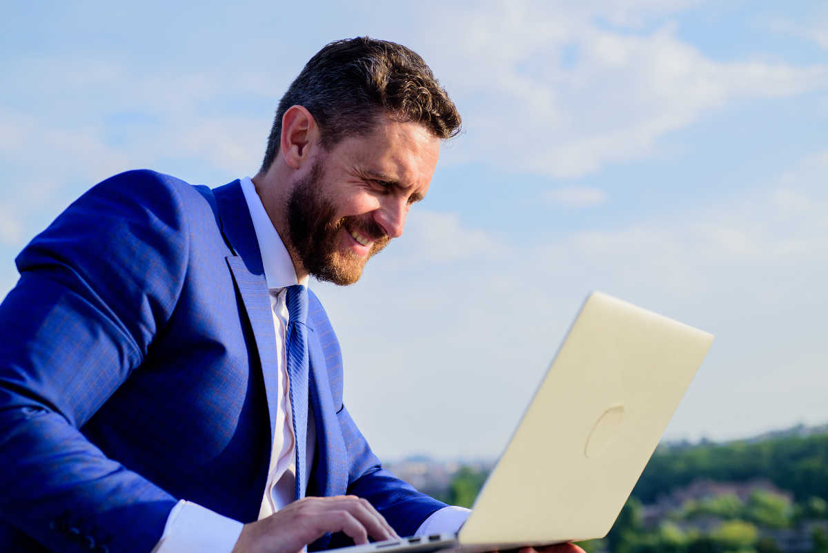 Come Cancellare Il Passato Online E Difendere La Reputazione